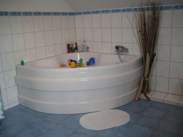 Bad gro� Dachgeschosswohnung Hirschberg
